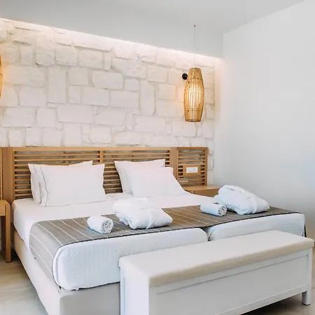 Hotel Ostria &