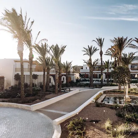 Ostria & Hotel Ierapetra (Crete)