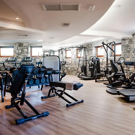 Hotel Ostria &